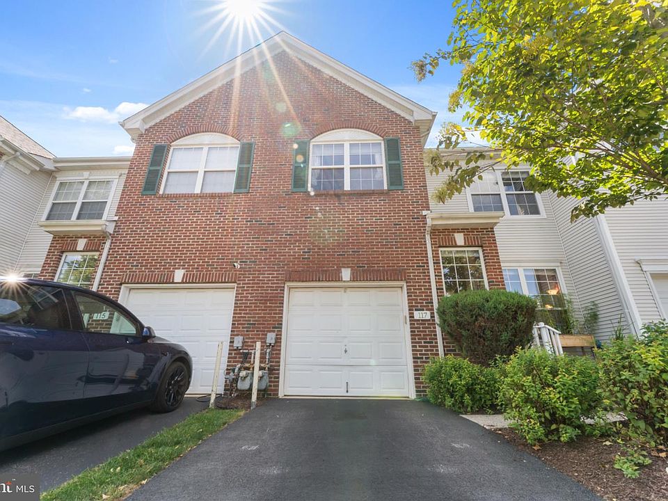 1st image of 117 Lydia Ln