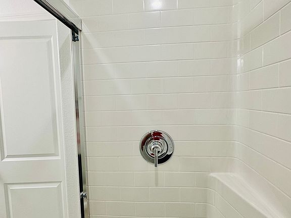 2nd image of 5756 Crenellated St
