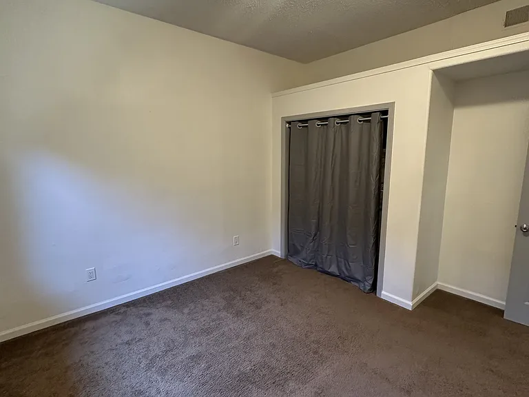 2841 Alder Ave #A — Photo 5