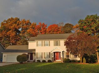 6159 Sunningdale Dr, Hudsonville, MI 49426
