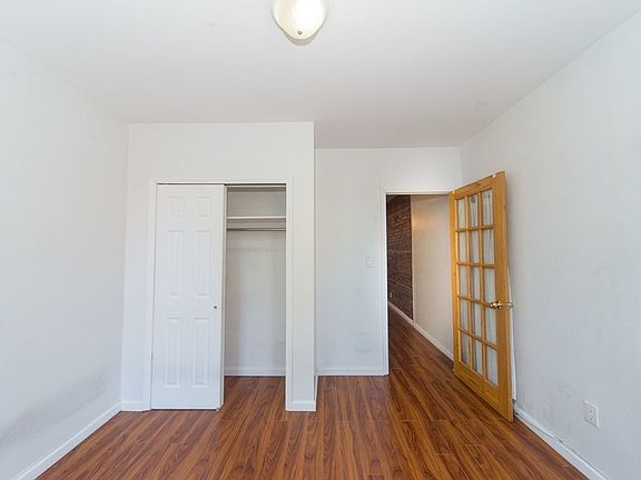 4th image of 144 Wythe Ave APT 2R