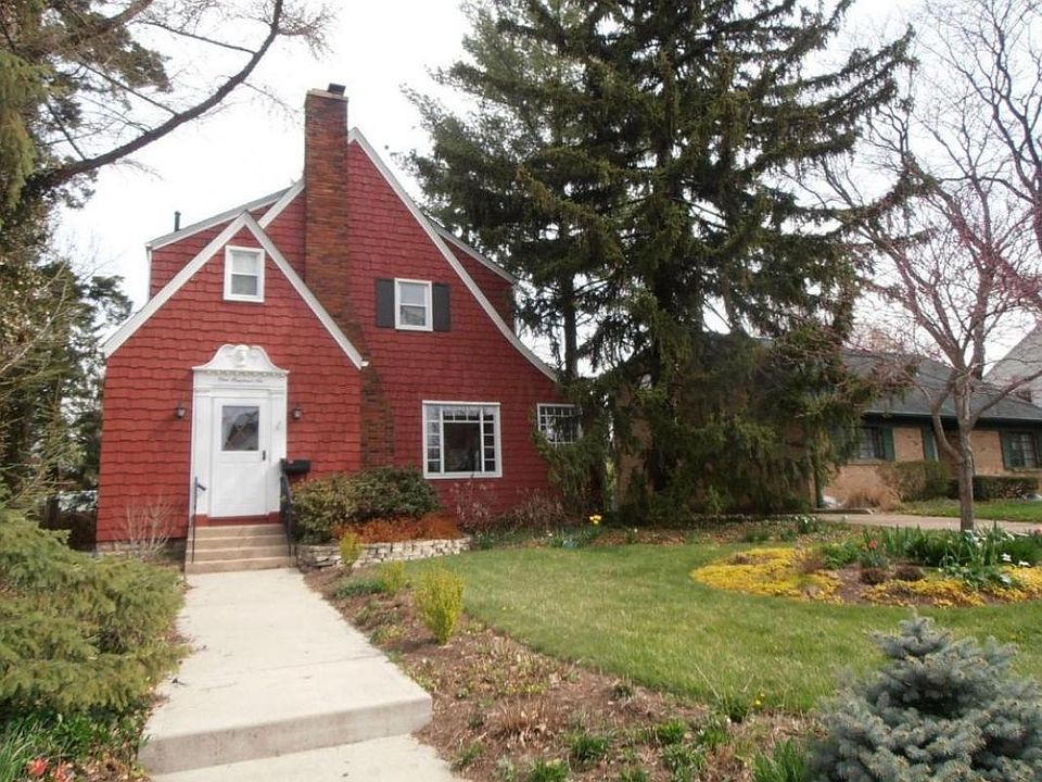 1st image of 106 E Schreyer Pl