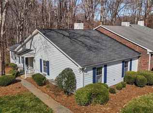 2636 Cottage Pl, Greensboro, NC 27455