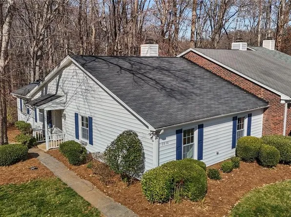 2636 Cottage Pl, Greensboro, NC 27455