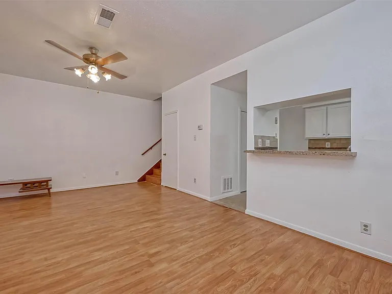 8299 Cambridge St #1705 — Photo 6