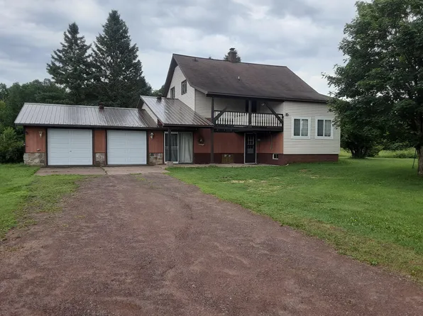 5880 Pioneer Rd, Ironwood, MI 49938