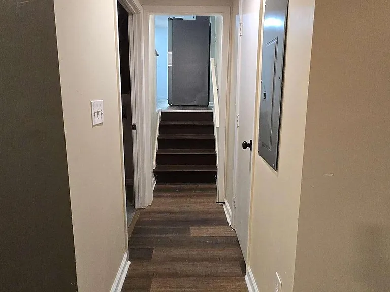 912 Curry Cir SE — Photo 10