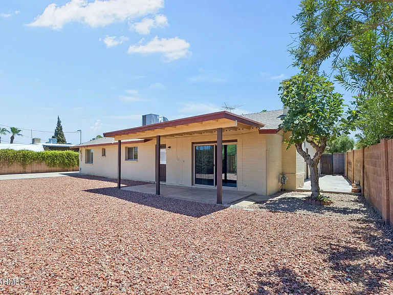 1260 E Alameda Dr — Photo 35