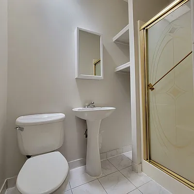 Rented by Yup Realty LLC | media 19