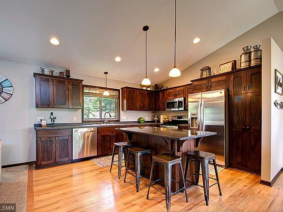 5th image of 2732 Oak Lawn Dr