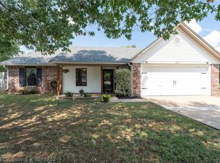 606 I Cir, Barling, AR 72923