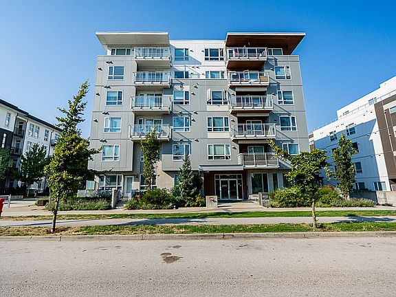 2nd image of 13963 Boulevard 519 #105