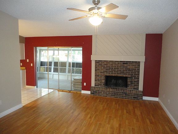 4th image of 5542 Justine Way