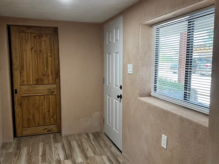 112 Calle Dominguez #B — Photo 11