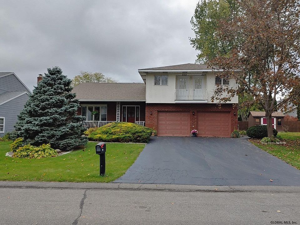 1st image of 58 Aspen Cir
