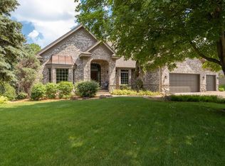 10132 Gristmill Rdg, Eden Prairie, MN 55347