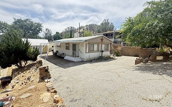 2nd image of 217 Starlite Ln