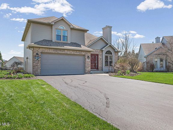 3rd image of 7175 Winding Brook Rd
