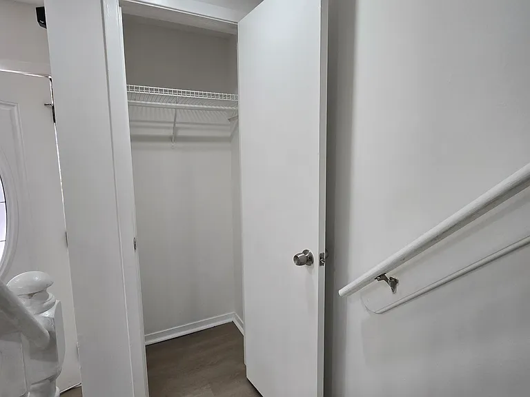 2805 Queen Anne Ct — Photo 33