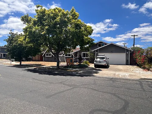 735 Sobrato Dr Photo 1