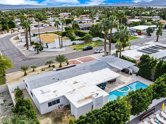 4th image of 2303 N Magnolia Rd