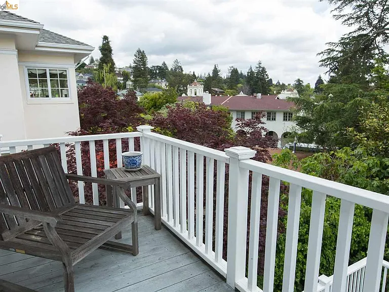 16 Craig Ave — Photo 21