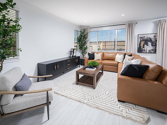 2nd image of 3569 Preta Way