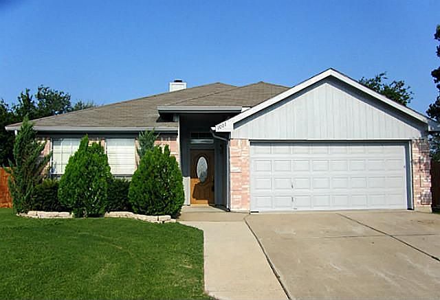 1st image of 1001 Brook Creek Ct