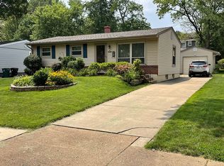 249 Crest Ave, Saint Louis, MO