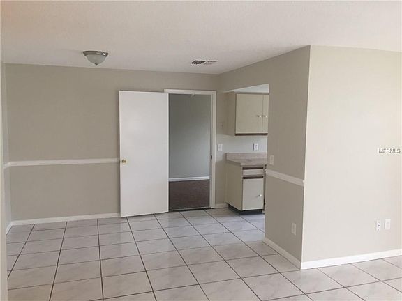 5th image of 8601 N Orangeview Ave