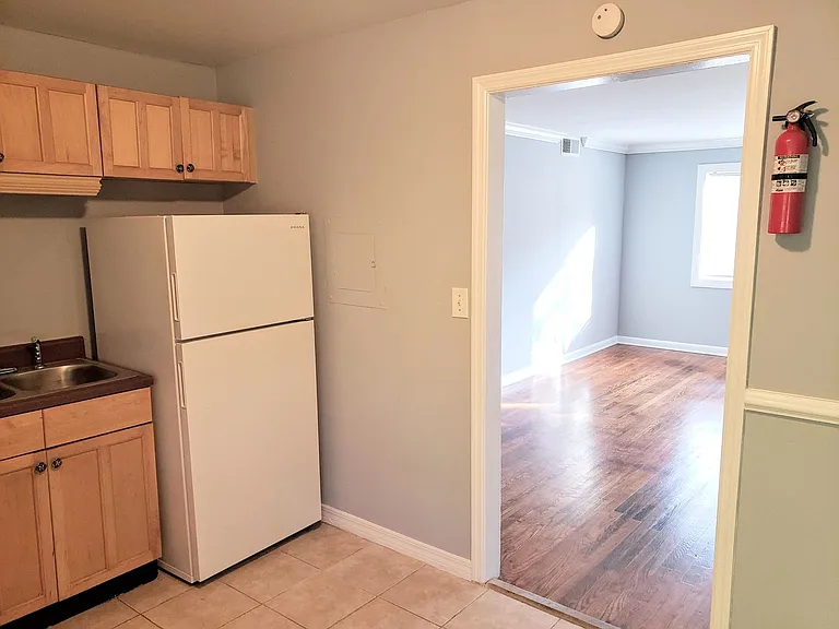 1596 Line Cir — Photo 27