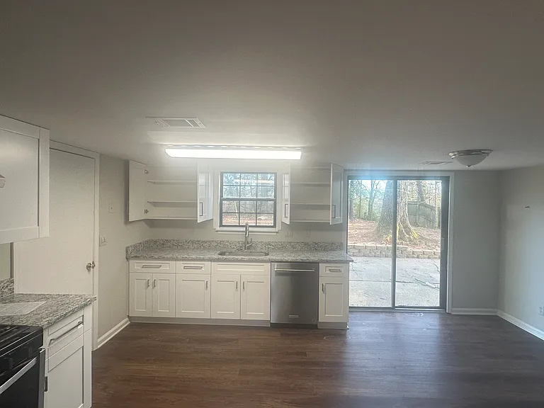 5716 Woodvalley Trce — Photo 8