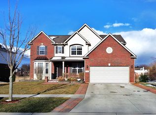 3321 Everett Dr, Rochester Hills, MI 48307