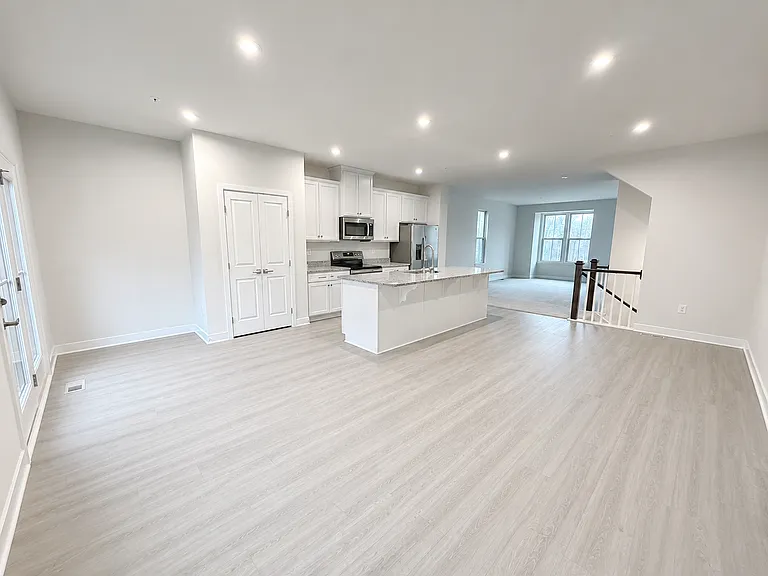 9651 Klamath Ct — Photo 2