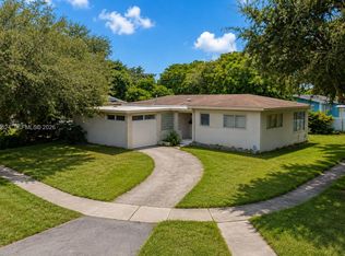 50 NE 132nd Ter, North Miami, FL 33161