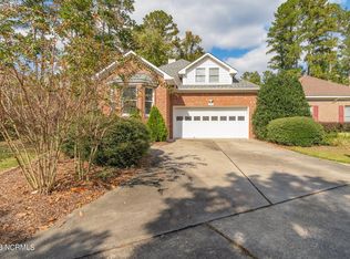 8008 Club House Dr, New Bern, NC 28562