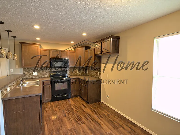 3914 N Grassland Dr — Photo 6