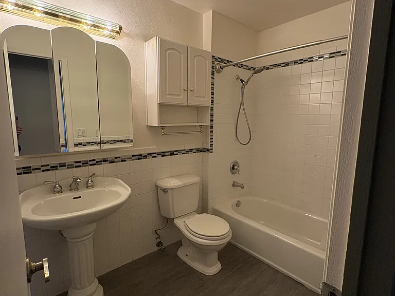 6469 Pulpit Rock Dr — Photo 10