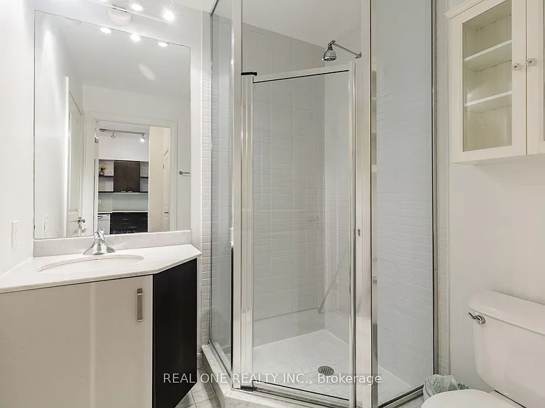 35 Hayden St #104 — Photo 7