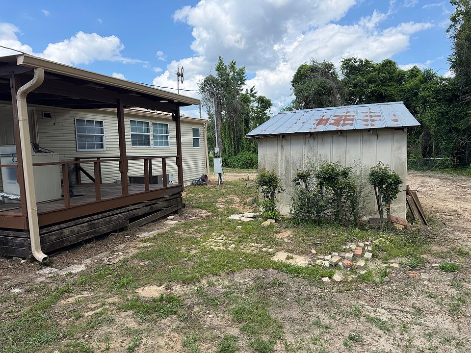 2nd image of 2502 1st Ave