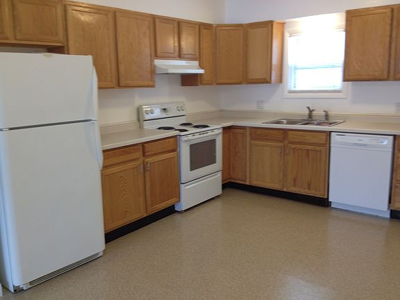 2nd image of 1504 W Hughitt St