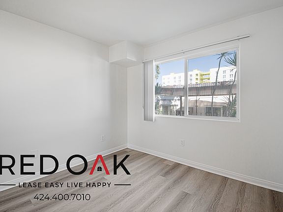 2nd image of 326 S Westlake Ave APT 203