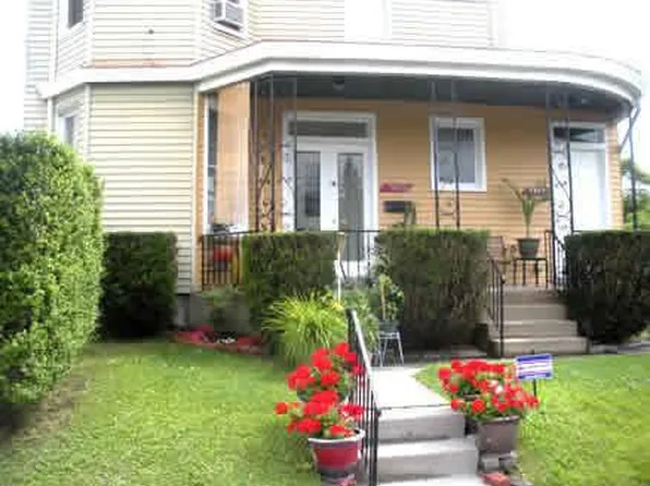 5157 Woodworth St, Pittsburgh, PA 15224
