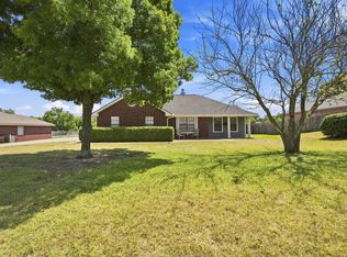 316 Janis Ln, Waxahachie, TX 75165