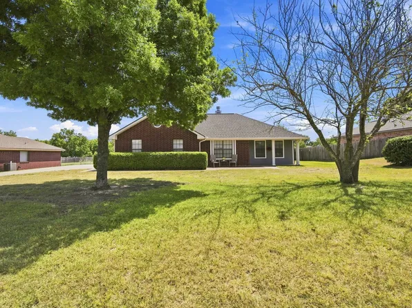 316 Janis Ln, Waxahachie, TX 75165