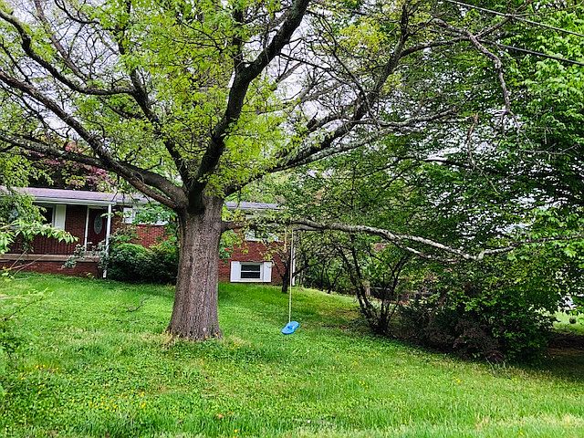 1st image of 843 Constellation Dr