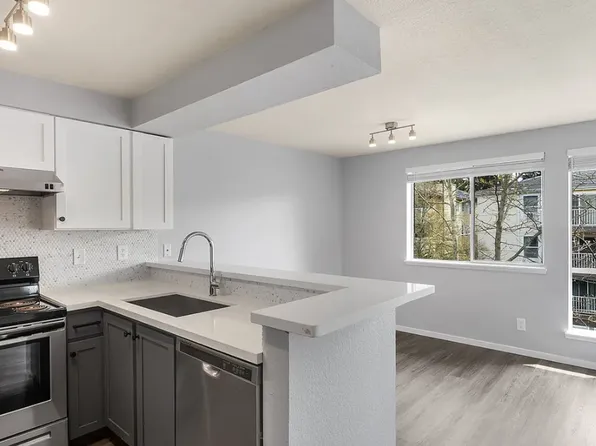 Pinehurst West, 12007 15th Ave NE APT 401, Seattle, WA 98125