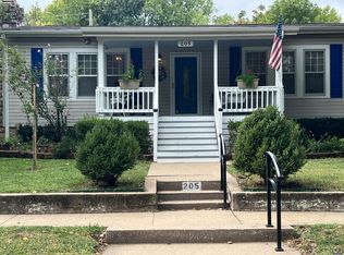 205 SW Edgewood Ave, Topeka, KS 66606