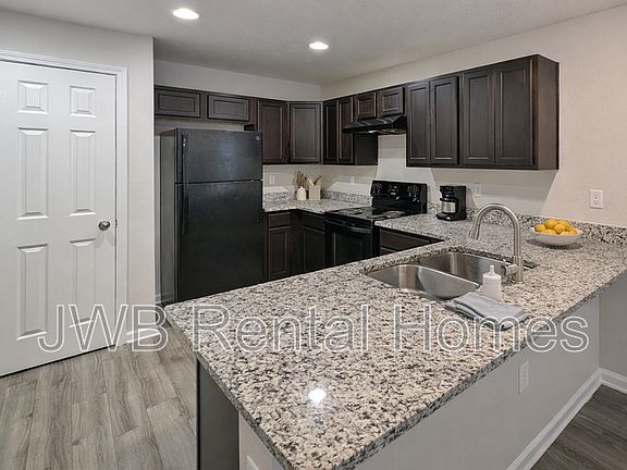 3rd image of 1461 Florida Ave