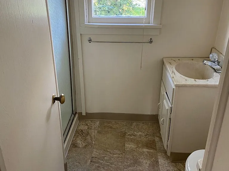 707 Hayden Bridge Pl — Photo 6